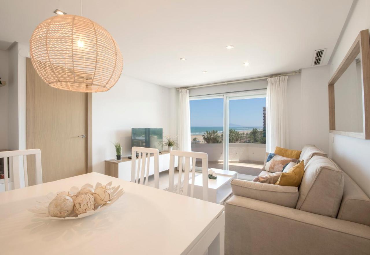 Ag Bahamas Premium Apartment กันดิอา ภายนอก รูปภาพ